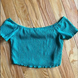 Emerald green crop top t-shirt